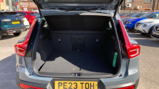 Volvo XC40 2.0 B3P Core 5dr Auto Petrol Estate